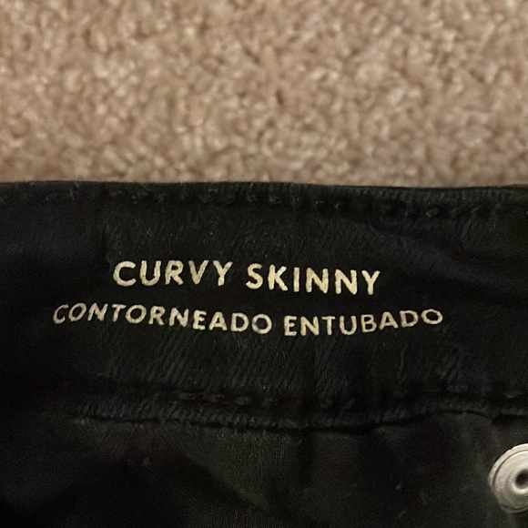 Universal Thread Black Jeans - Picture 3 of 3